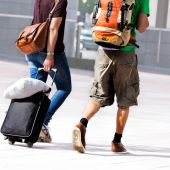 Across the Pond Canada - Study in the UK