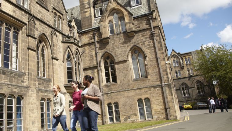 Study in England - Durham University - Hilde Bede College